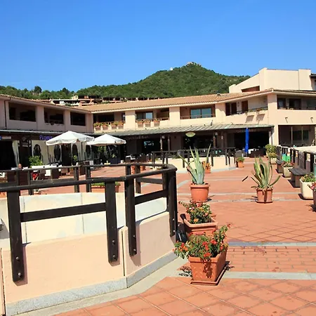 In Di Arzachena, Sardinia 公寓 坎尼吉翁